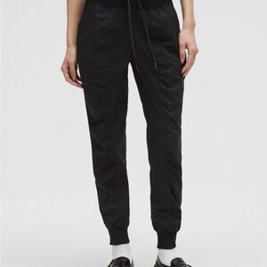 Lululemon Athletica studio Joggers(tall)